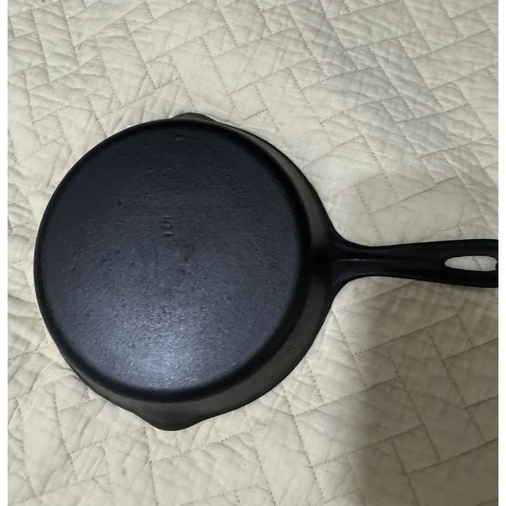 Vollrath #5 Vintage Cast Iron Skillet